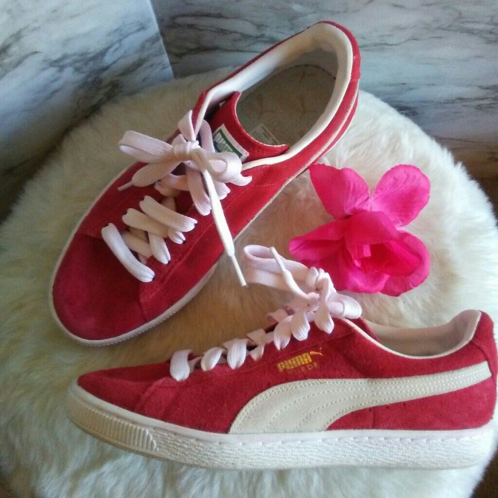 PUMA | Classic Suede Sneakers